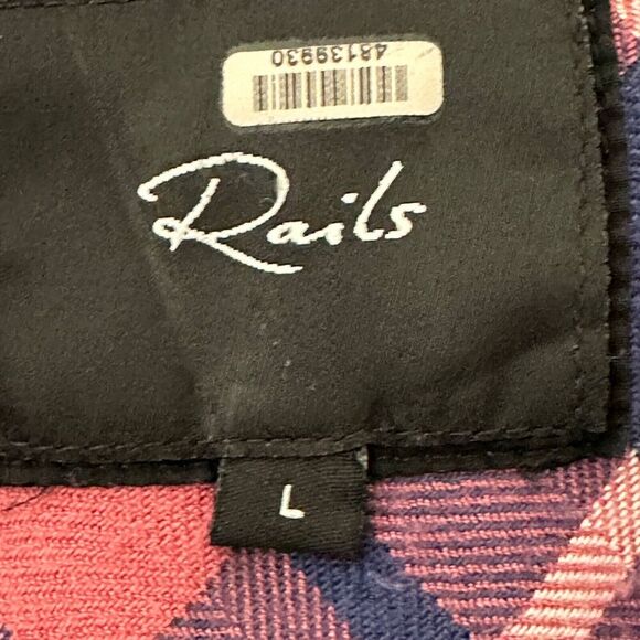 Rails Rust, Navy Blue Plaid Button Down Shirt size Large, EUC - Picture 9 of 13